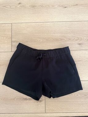 lululemon athletica Black Elastic Waist Athletic Shorts